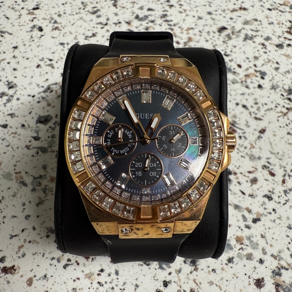 Guess Crystal Watch